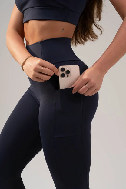 CALÇA LEGGING COM BOLSO LATERAL ZANTRO